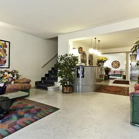 Palagi Hotell 3*